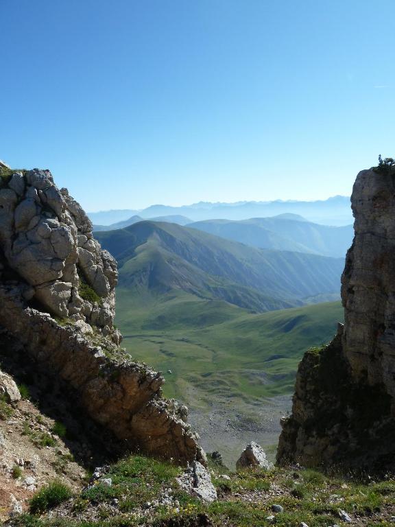 Gite Des Monges Систерон Экстерьер фото